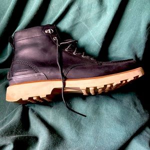 Sorel Genuine Black Leather Boots